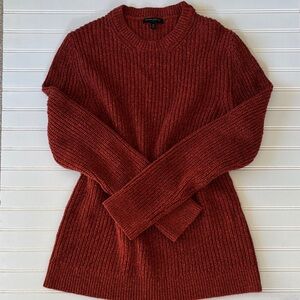 Banana Republic Rich Red Crew Neck Sweater